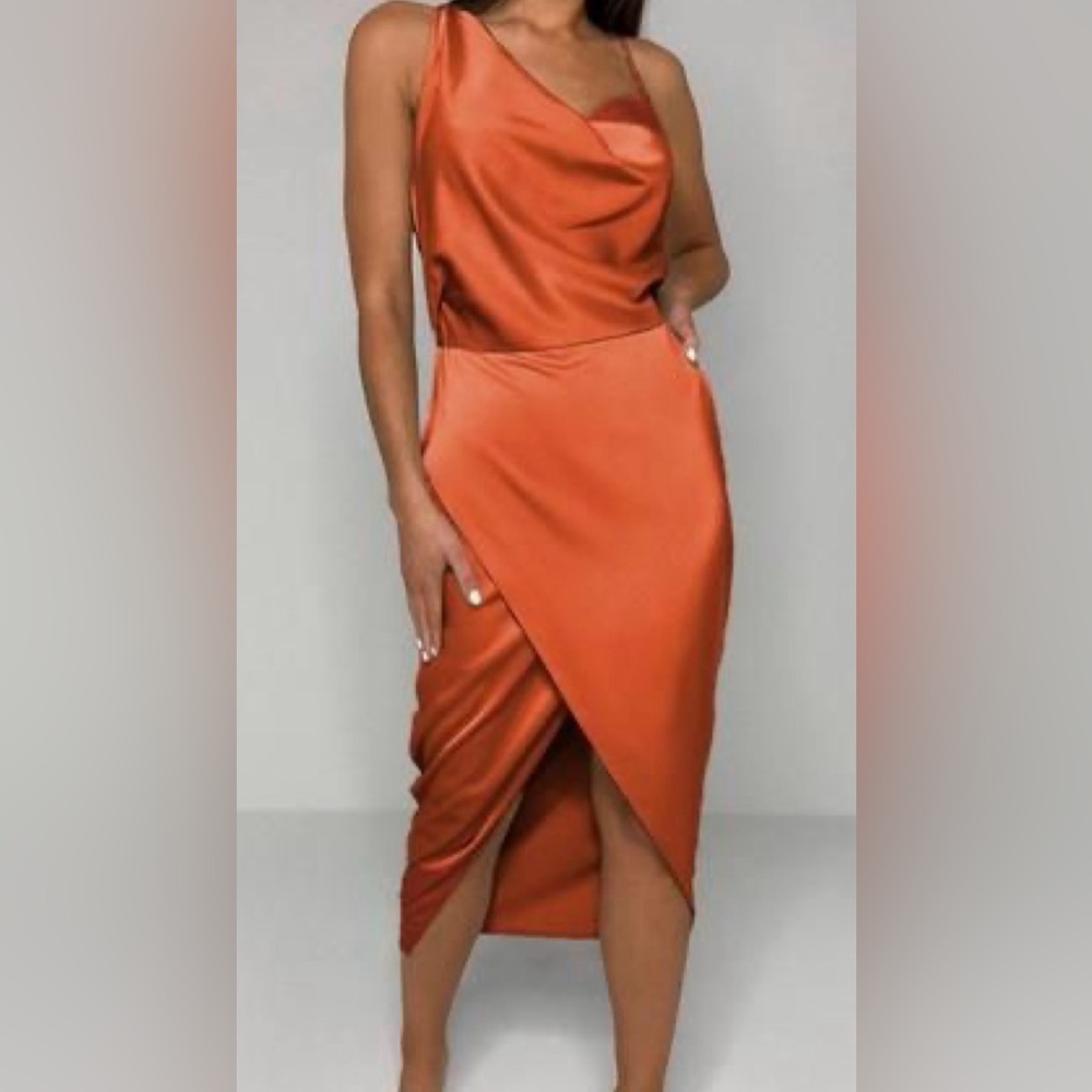 Missguided Rust Satin Midi Dress